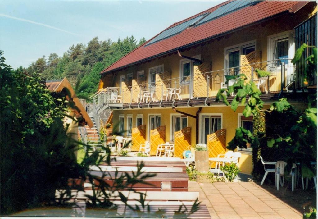 Gasthof Alte Post Obertrubach Exterior photo